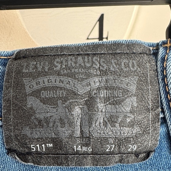 511 Levi's Performance Slim Blue Jeans - Picture 4 of 5